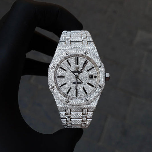 Audemars piguet royal oak full iced 41mm automatic. Lab grown diamond 
Full set